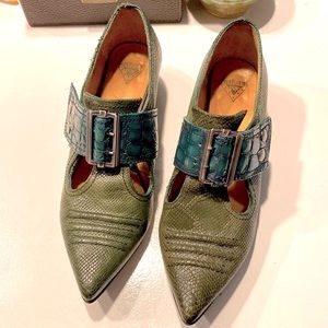 John Fluevog Pilgrims Victorian buckle loafers green 7  flaws see pics